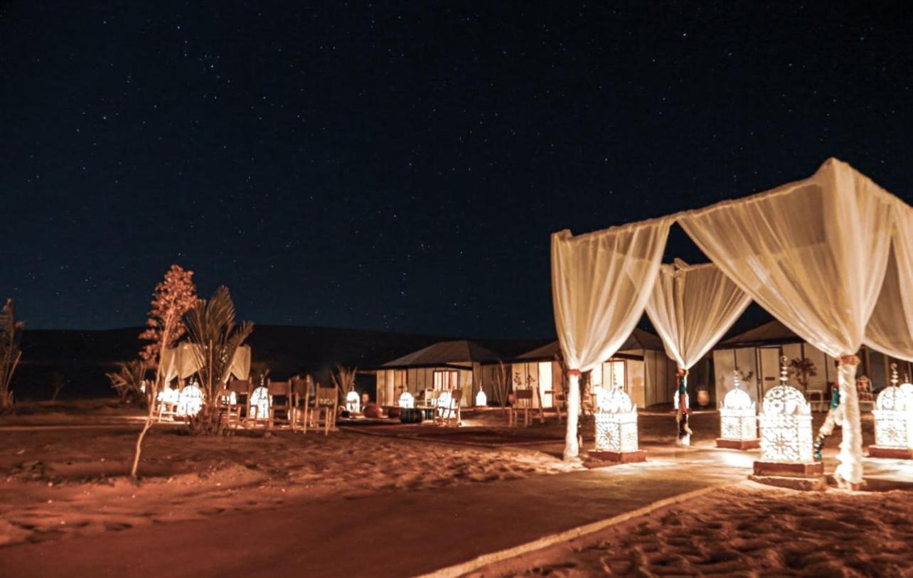 ホテル Merzouga Camel Luxury Camp エクステリア 写真