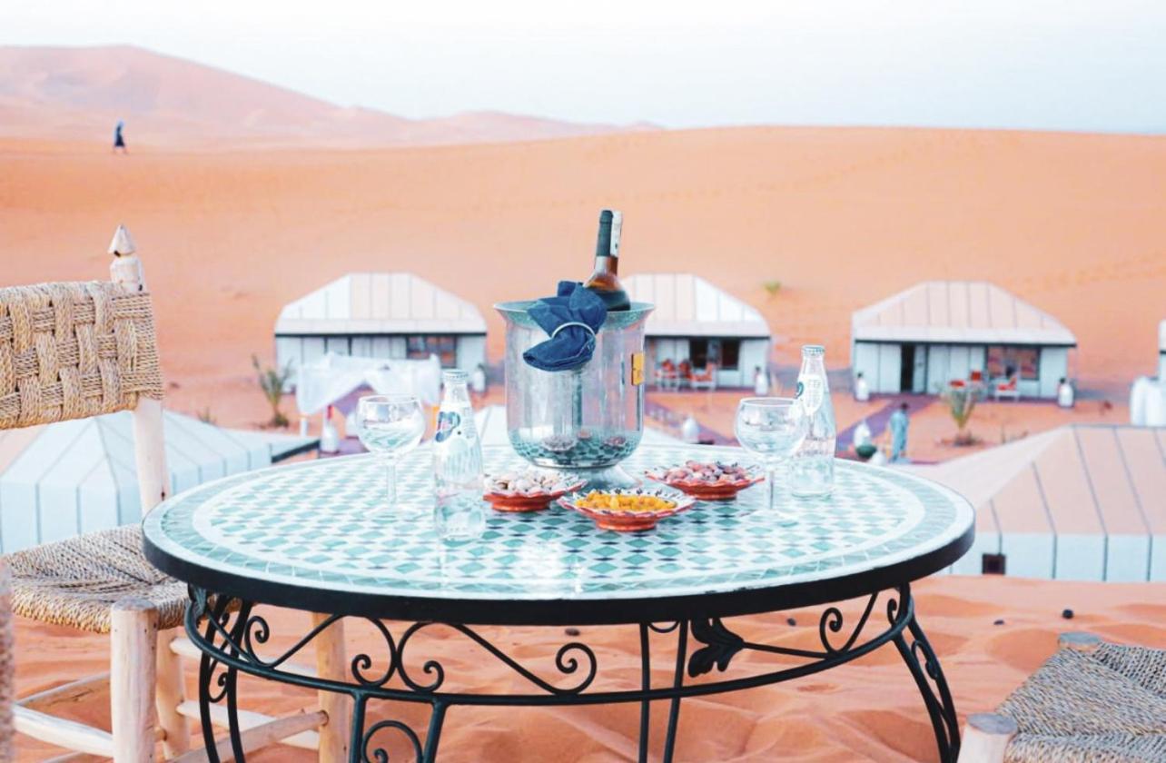 ホテル Merzouga Camel Luxury Camp エクステリア 写真